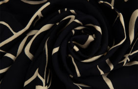 ткань штапель 110гр/м2, 100вск, 145см, цветы, черный, vt-11157/d3/c#1 tog01 купить по цене 220 руб в розницу от 1 метра - в интернет-магазине Веллтекс