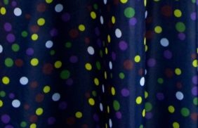 ткань курточная taffeta 190t wr/pu принт цветные горошки на синем 031/s233 as купить по цене 70 руб в розницу от 1 метра - в интернет-магазине Веллтекс